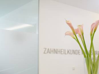 Was macht eigentlich eine Dentalhygienikerin / ein Dentalhygieniker? 