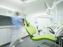 Behandlungsraum – Praxis Dr. Peter